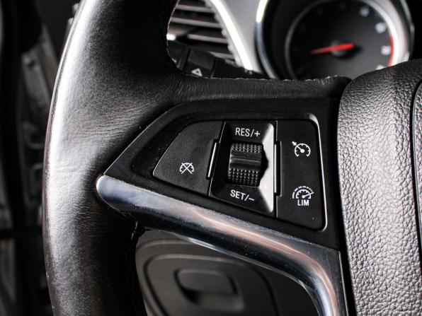 Opel Mokka I с пробегом 2014 года, цена 1 120 000 рублей, 155000 км, внедорожник, Автокод Объявления