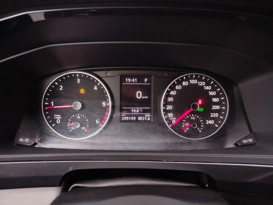 Volkswagen Caravelle T6 Москва  - изображение 11