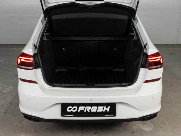 Volkswagen Polo VI с пробегом 2021 года, цена 1 686 000 рублей, 160701 км, лифтбек, Автокод Объявления