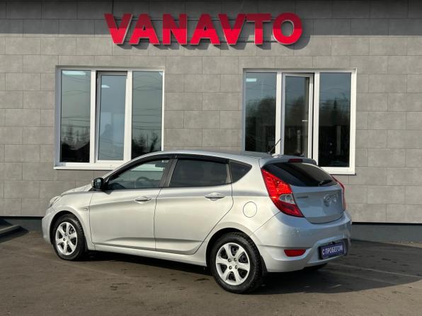 Hyundai Solaris I с пробегом 2013 года, цена 780 000 рублей, 159516 км, хэтчбек, Автокод Объявления
