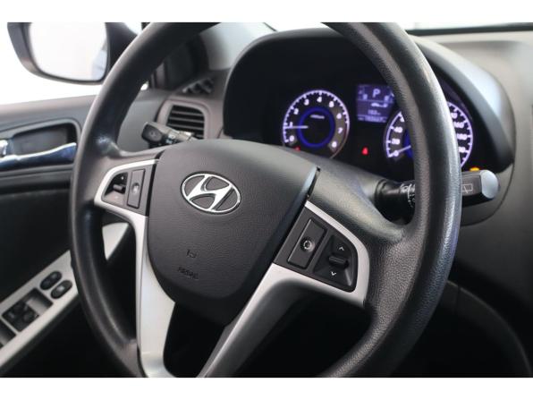 Hyundai Solaris I с пробегом 2012 года, цена 767 000 рублей, 152665 км, хэтчбек, Автокод Объявления