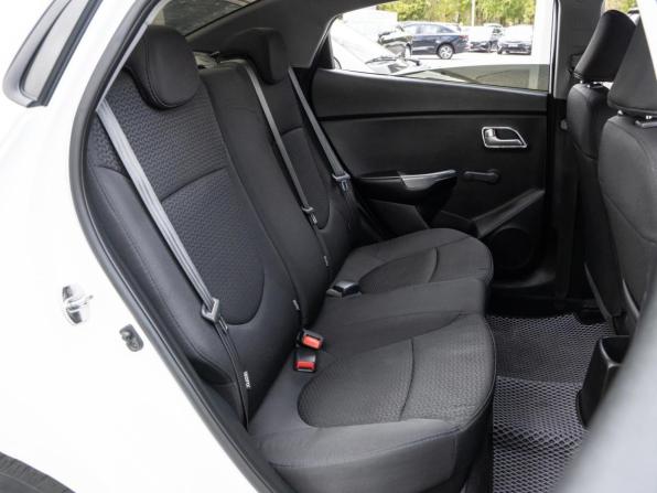 Kia Rio III Рестайлинг с пробегом 2016 года, цена 867 500 рублей, 121439 км, седан, Автокод Объявления