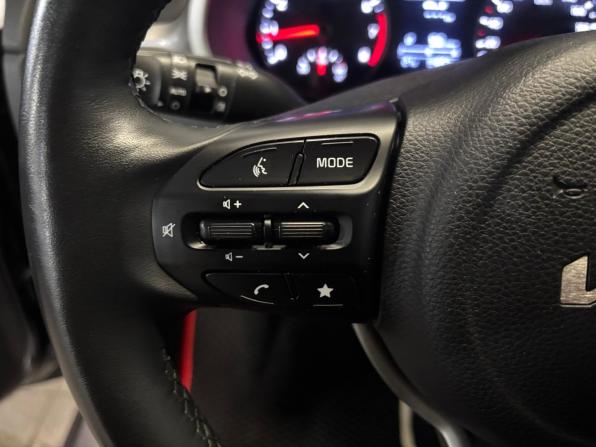 Kia Rio IV Рестайлинг с пробегом 2021 года, цена 1 749 000 рублей, 54000 км, седан, Автокод Объявления