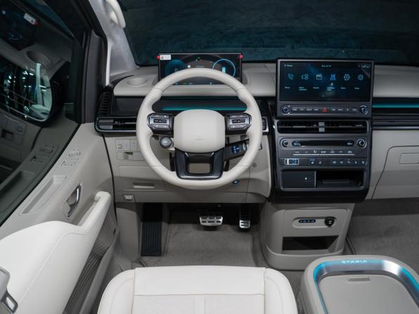 Новый Hyundai Staria I Рестайлинг 2026 года, цена 7 450 000 рублей, минивэн, Автокод Объявления
