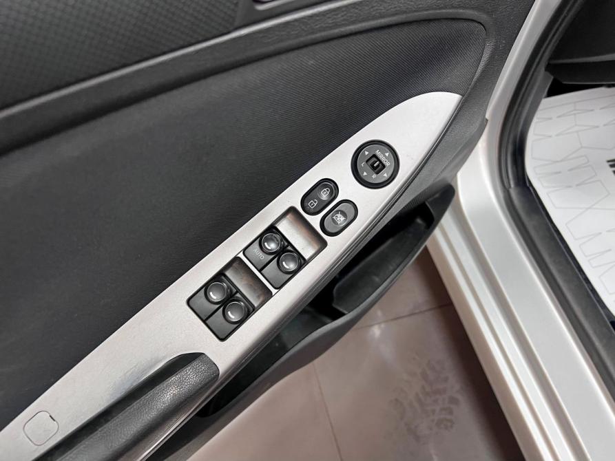 Hyundai Solaris I Рестайлинг Тверь  - изображение 14