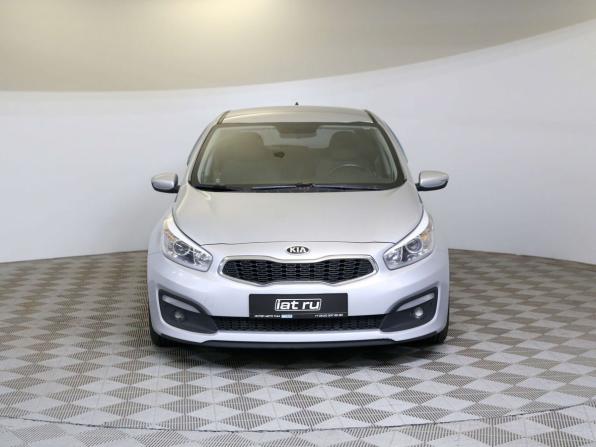 Kia Ceed II Рестайлинг с пробегом 2015 года, цена 825 000 рублей, 214845 км, хэтчбек, Автокод Объявления