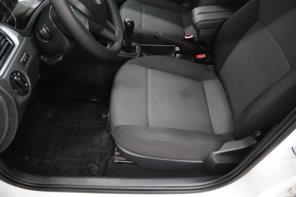 Skoda Rapid I Сургут  - изображение 10