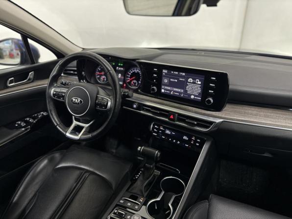 Kia K5 III с пробегом 2021 года, цена 2 870 000 рублей, 33707 км, седан, Автокод Объявления