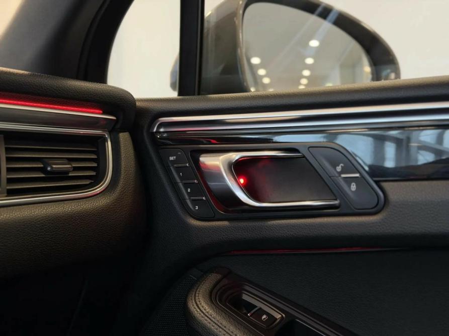 Porsche Macan I Подольск  - изображение 16