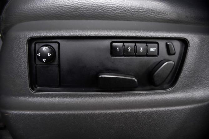 Volkswagen Touareg I Рестайлинг с пробегом 2008 года, цена 1 249 000 рублей, 250125 км, внедорожник, Автокод Объявления