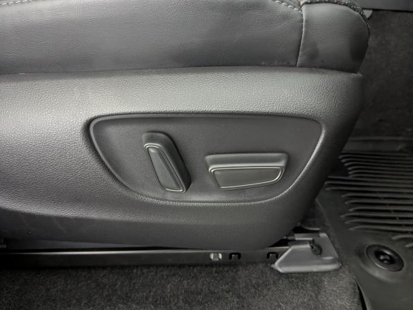 Toyota Land Cruiser 300 Series с пробегом 2021 года, цена 9 500 000 рублей, 52262 км, внедорожник, Автокод Объявления