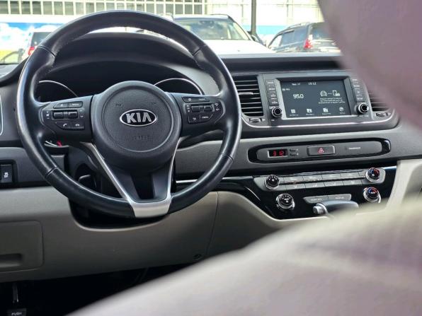 Kia Carnival IV с пробегом 2020 года, цена 3 150 000 рублей, 59900 км, минивэн, Автокод Объявления