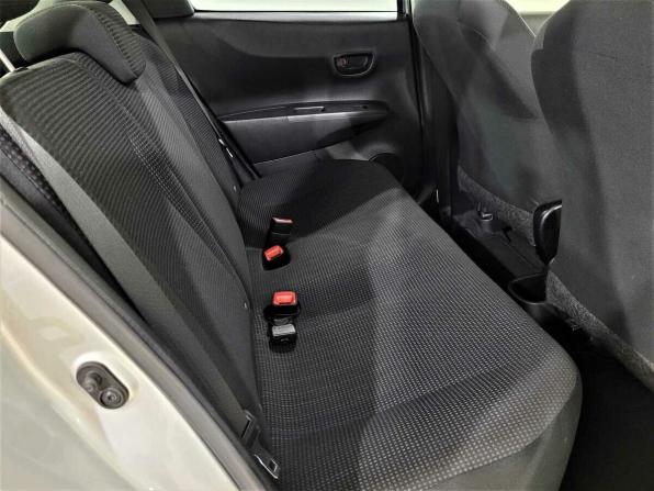 Toyota Vitz III (XP130) Рестайлинг с пробегом 2018 года, цена 775 000 рублей, 120170 км, хэтчбек, Автокод Объявления