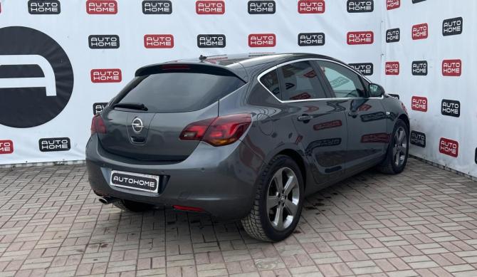 Opel Astra J с пробегом 2011 года, цена 650 000 рублей, 183300 км, хэтчбек, Автокод Объявления
