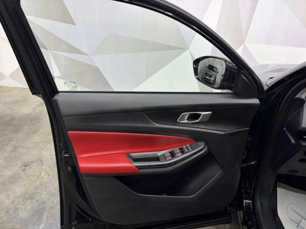Changan UNI-S I с пробегом 2024 года, цена 2 350 000 рублей, 14500 км, внедорожник, Автокод Объявления
