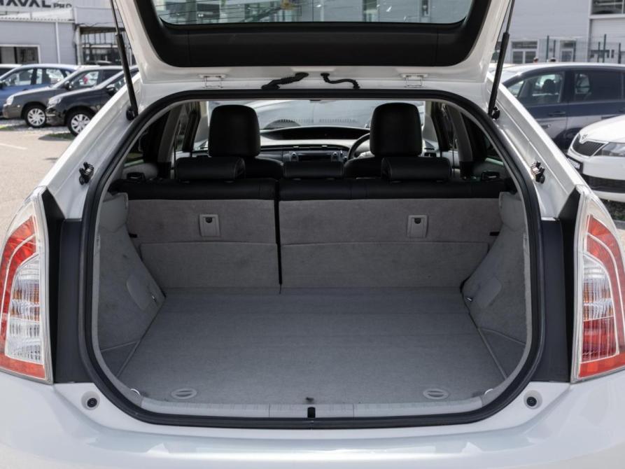 Toyota Prius III Рестайлинг (XW30) Сочи  - изображение 20