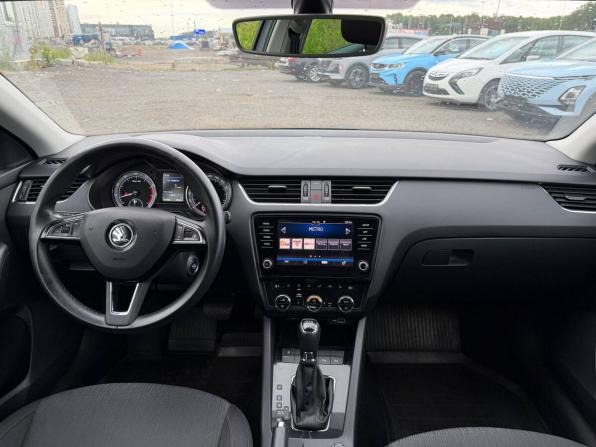 Skoda Octavia III (A7) Рестайлинг с пробегом 2018 года, цена 1 545 000 рублей, 169489 км, лифтбек, Автокод Объявления