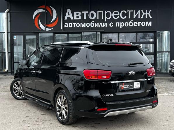 Kia Carnival III с пробегом 2018 года, цена 2 329 500 рублей, 151161 км, минивэн, Автокод Объявления