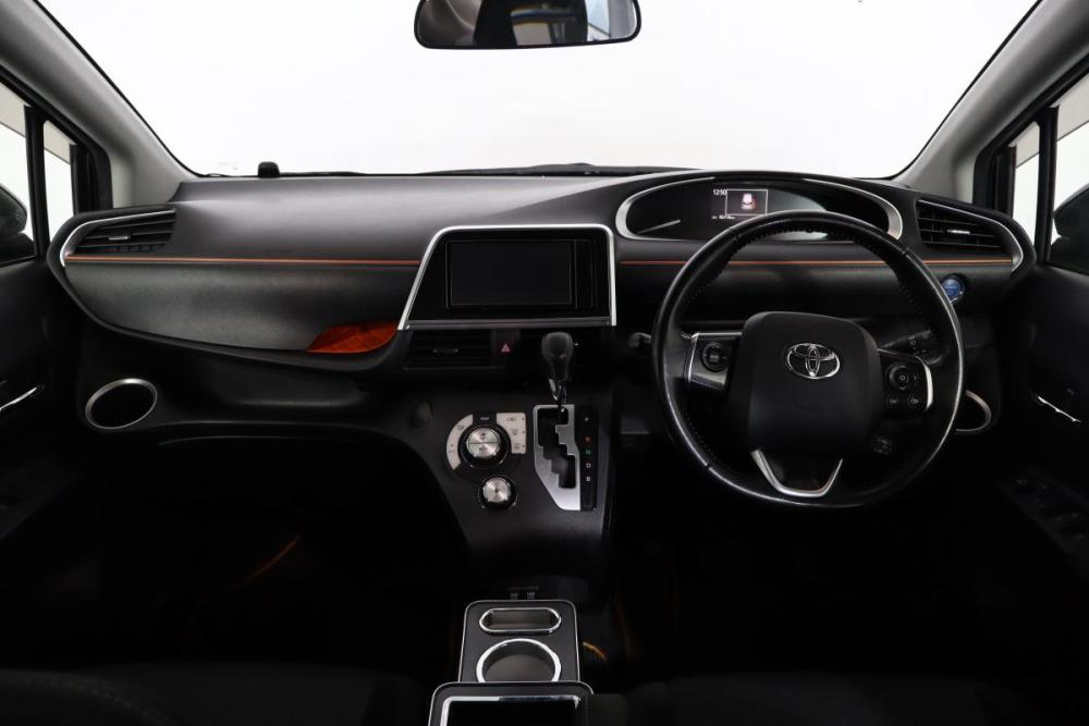 Toyota Sienta II Рестайлинг Санкт-Петербург  - изображение 7