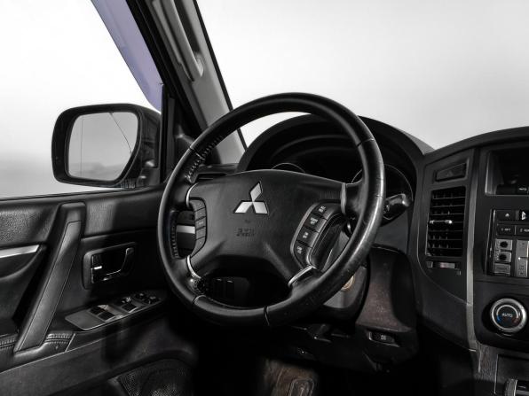 Mitsubishi Pajero IV Рестайлинг 1 с пробегом 2011 года, цена 939 000 рублей, 512198 км, внедорожник, Автокод Объявления