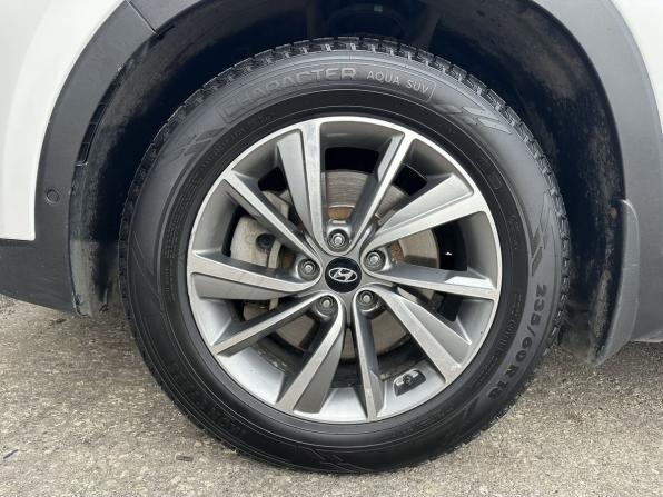 Hyundai Santa Fe IV с пробегом 2018 года, цена 2 695 000 рублей, 269631 км, внедорожник, Автокод Объявления