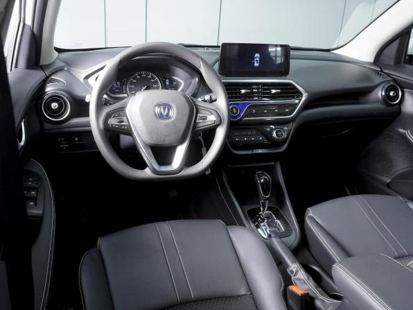 Changan Alsvin с пробегом 2023 года, цена 1 569 000 рублей, 5242 км, седан, Автокод Объявления