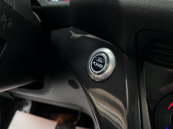 Ford Kuga II с пробегом 2013 года, цена 845 000 рублей, 306640 км, внедорожник, Автокод Объявления