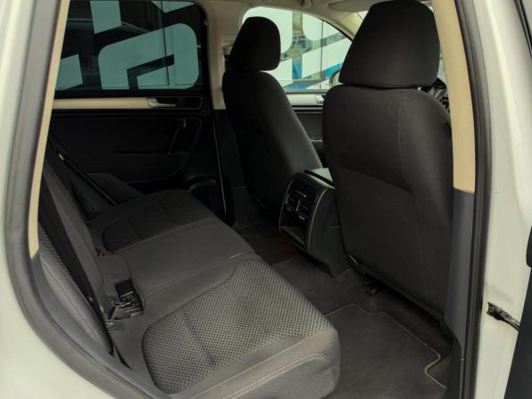 Volkswagen Touareg II Рестайлинг с пробегом 2015 года, цена 2 400 000 рублей, 249587 км, внедорожник, Автокод Объявления