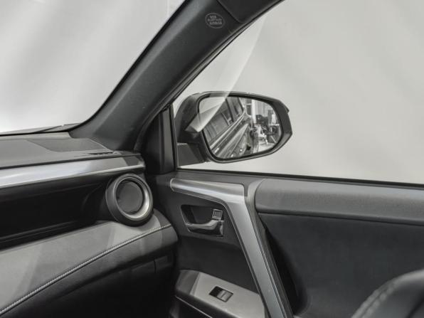 Toyota RAV4 IV (XA40) Рестайлинг с пробегом 2016 года, цена 2 380 000 рублей, 110582 км, внедорожник, Автокод Объявления