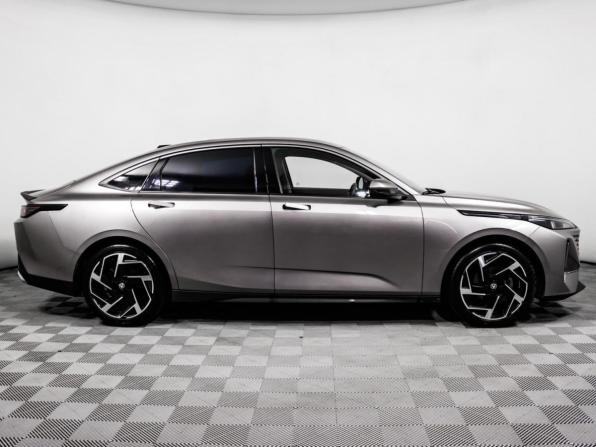 Changan Lamore с пробегом 2023 года, цена 1 899 000 рублей, 38618 км, седан, Автокод Объявления