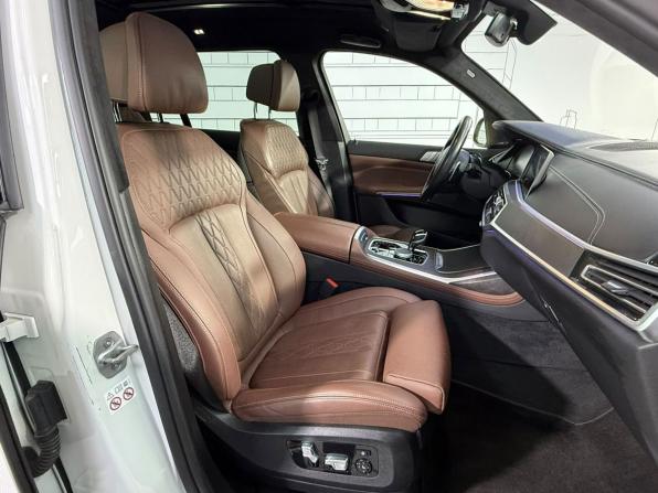 BMW X7 I (G07) с пробегом 2022 года, цена 9 793 000 рублей, 75677 км, внедорожник, Автокод Объявления