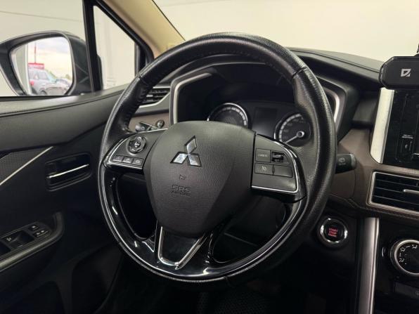 Mitsubishi Xpander I с пробегом 2022 года, цена 2 079 000 рублей, 89510 км, внедорожник, Автокод Объявления