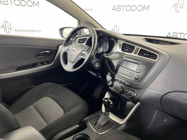 Kia Ceed II с пробегом 2013 года, цена 969 900 рублей, 157145 км, хэтчбек, Автокод Объявления