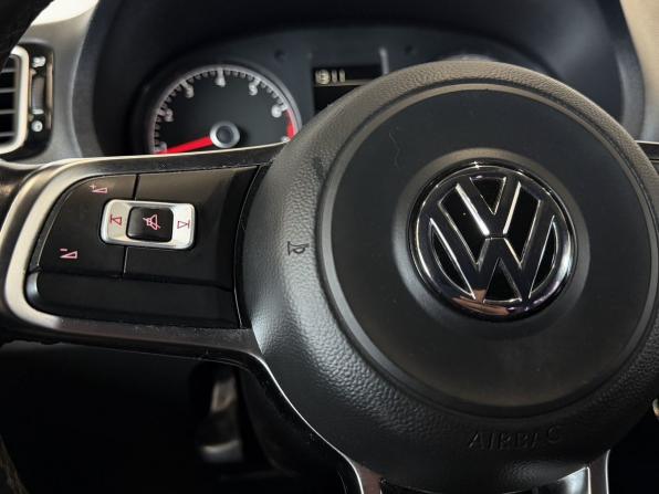 Volkswagen Polo V Рестайлинг с пробегом 2018 года, цена 1 100 000 рублей, 142791 км, седан, Автокод Объявления