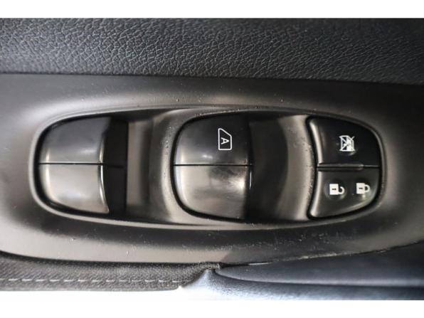 Nissan Qashqai II с пробегом 2015 года, цена 1 437 000 рублей, 194247 км, внедорожник, Автокод Объявления