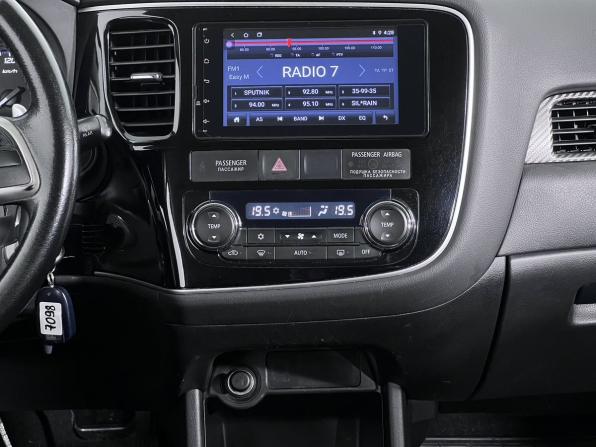 Mitsubishi Outlander III с пробегом 2013 года, цена 1 520 000 рублей, 130600 км, внедорожник, Автокод Объявления