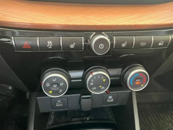 Lada (ВАЗ) Vesta I Рестайлинг (NG) с пробегом 2024 года, цена 1 415 000 рублей, 71013 км, универсал, Автокод Объявления