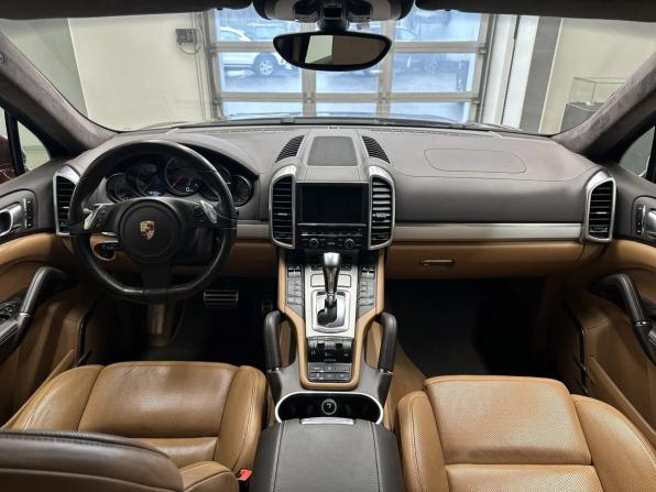 Porsche Cayenne II (958) с пробегом 2011 года, цена 2 450 000 рублей, 87463 км, внедорожник, Автокод Объявления