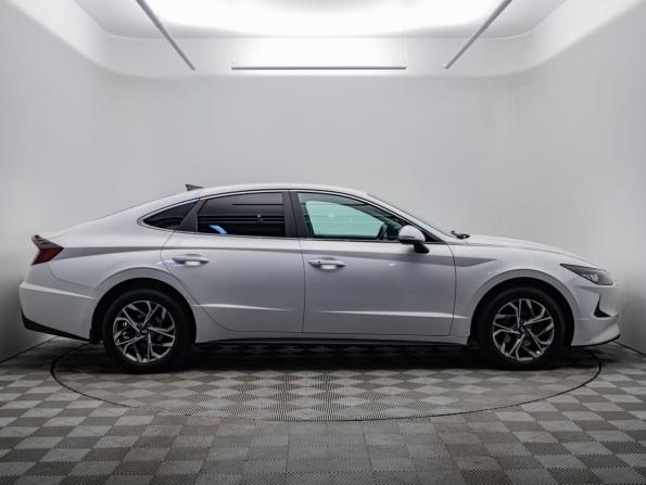 Hyundai Sonata VIII (DN8) с пробегом 2022 года, цена 2 090 000 рублей, 103725 км, седан, Автокод Объявления