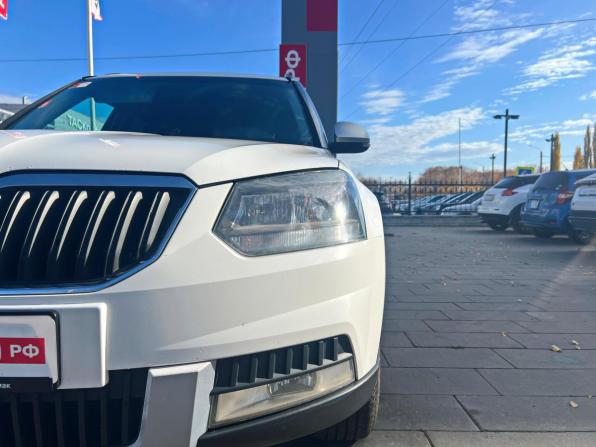 Skoda Yeti I Рестайлинг с пробегом 2014 года, цена 1 077 600 рублей, 177672 км, внедорожник, Автокод Объявления