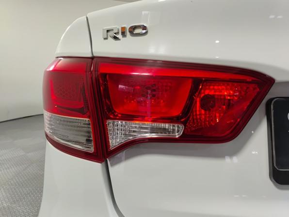 Kia Rio III Рестайлинг с пробегом 2016 года, цена 910 000 рублей, 164720 км, седан, Автокод Объявления