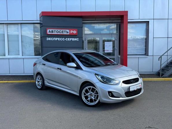 Hyundai Solaris I с пробегом 2012 года, цена 946 000 рублей, 168298 км, седан, Автокод Объявления