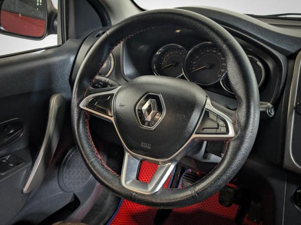 Renault Sandero II Рестайлинг с пробегом 2019 года, цена 899 900 рублей, 356600 км, хэтчбек, Автокод Объявления