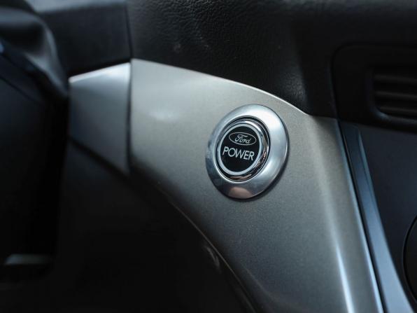 Ford Kuga II с пробегом 2013 года, цена 1 310 000 рублей, 147152 км, внедорожник, Автокод Объявления