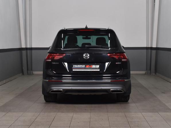 Volkswagen Tiguan II с пробегом 2018 года, цена 3 099 999 рублей, 81577 км, внедорожник, Автокод Объявления