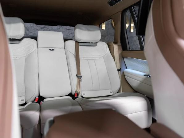 Новый Land Rover Range Rover V 2025 года, цена 31 990 000 рублей, внедорожник, Автокод Объявления