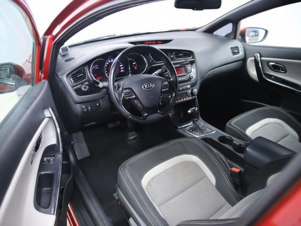 Kia Ceed II с пробегом 2013 года, цена 890 000 рублей, 209023 км, хэтчбек, Автокод Объявления