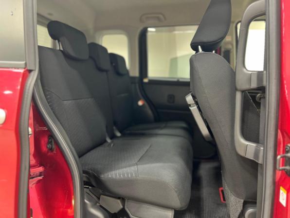 Toyota Roomy I с пробегом 2017 года, цена 970 000 рублей, 98909 км, минивэн, Автокод Объявления