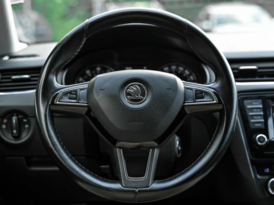 Skoda Octavia III (A7) Санкт-Петербург  - изображение 7