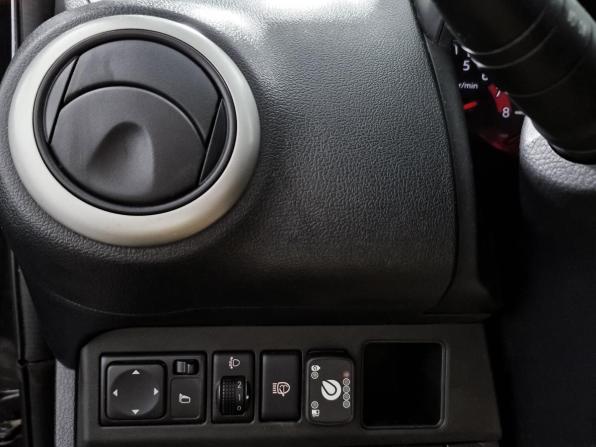 Nissan Note I Рестайлинг с пробегом 2013 года, цена 626 000 рублей, 178032 км, хэтчбек, Автокод Объявления